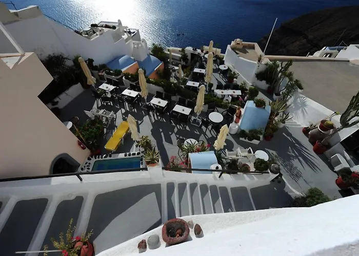 Kavalari - Adults Only Fira (Santorini)