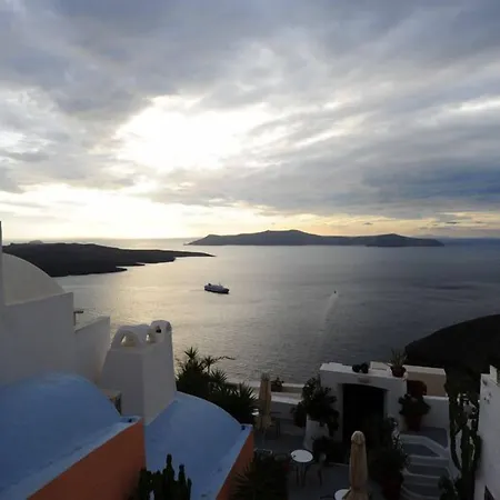 Kavalari - Adults Only