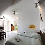 Kavalari - Adults Only 2*