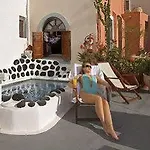 Kavalari - Adults Only 2* Fira (Santorini)
