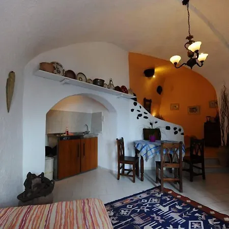 Kavalari - Adults Only