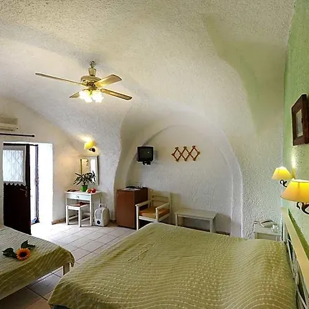 Kavalari - Adults Only Fira (Santorini)