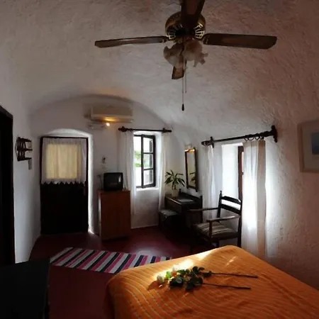 Kavalari - Adults Only Hotel Fira (Santorini)