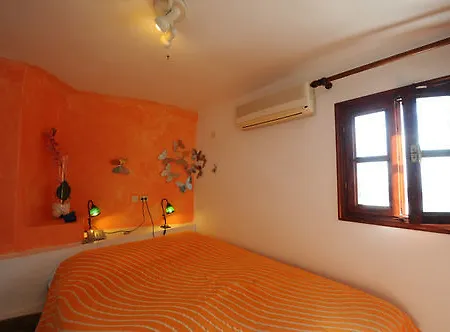 Kavalari - Adults Only 2* ثيرا