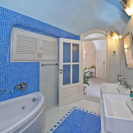 Kavalari - Adults Only Hotell Fira (Santorini)