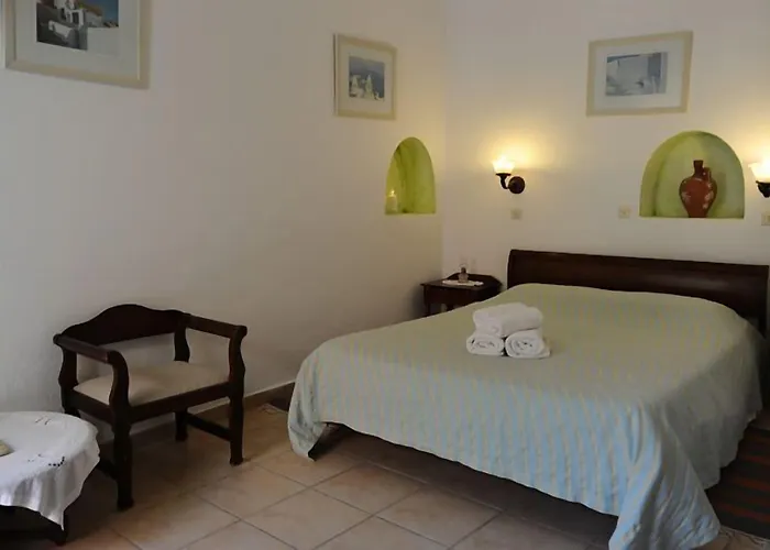 Kavalari - Adults Only