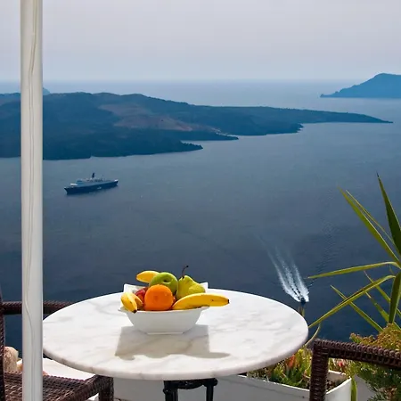 Kavalari - Adults Only Fíra