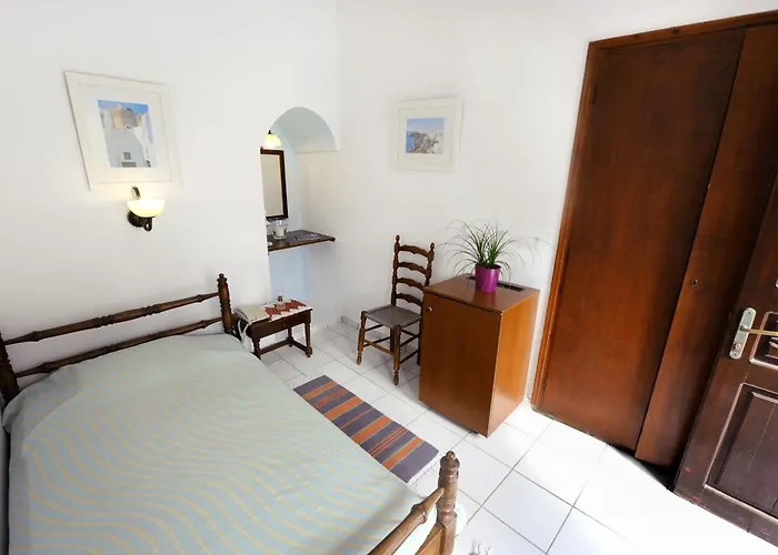 Kavalari - Adults Only