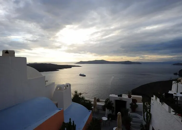 Kavalari - Adults Only