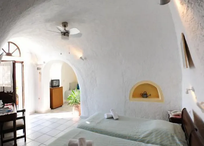 Kavalari - Adults Only 2*