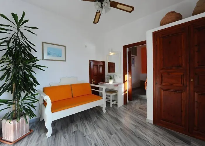 Kavalari - Adults Only Szálloda 2*