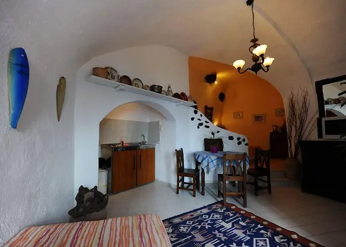 Kavalari - Adults Only